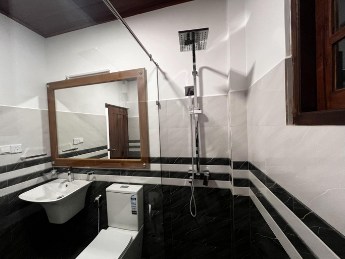 Bathroom 3, PROMAX villa, Nuwara Eliya