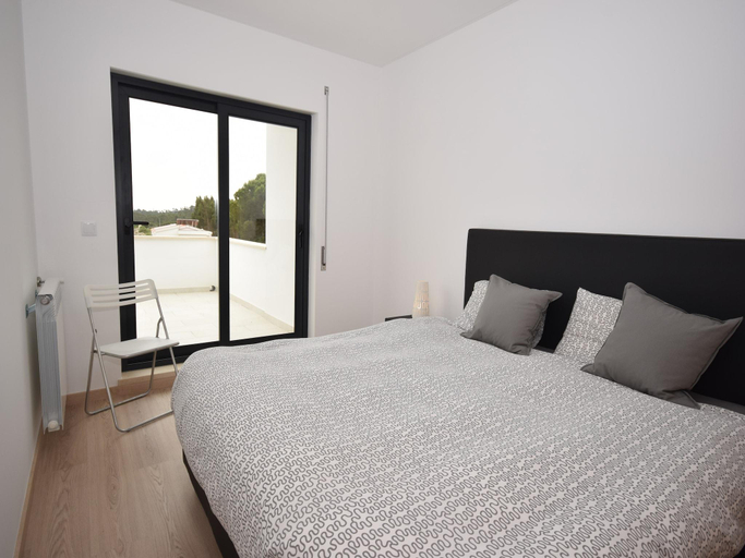 Bedroom 3, Holiday Home Nazare Beach for Surfing, Nazaré