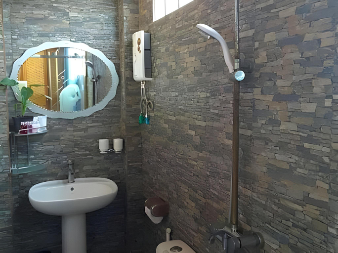Bathroom 3, Anda Lipe Resort, Muang Satun