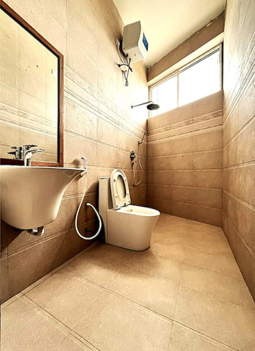 Bathroom 3, Uroa Hide Away, Kati
