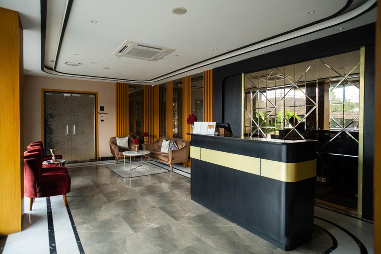 Public Area 4, Arabia Syariah Hotel Wahid Hasyim, Medan