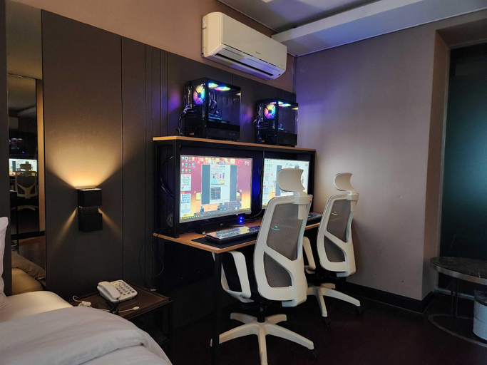 Bedroom 2, Uiwang Cullinan, Anyang