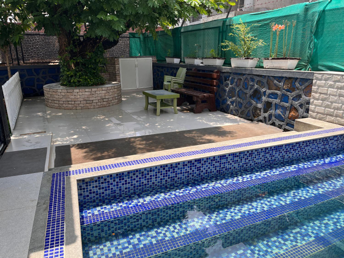 Sport & Beauty 2, Royal Villa 2 - Luxurious 3BHK Villa with Huge Pvt Swimming Pool, Pune