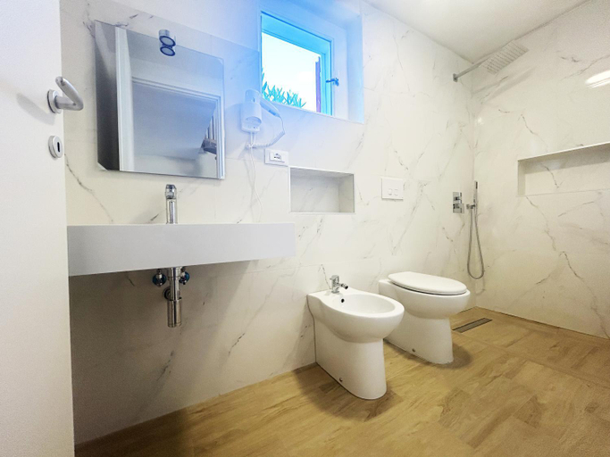 Bathroom 2, Case Vacanze a Rossano, Cosenza