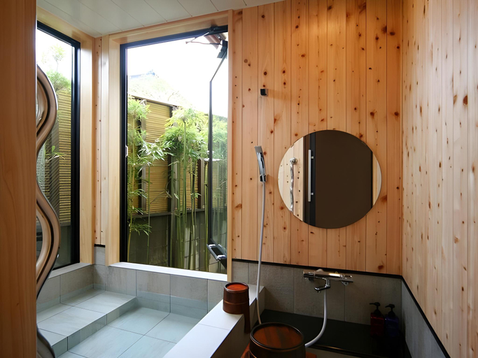 Bathroom 3, Suigetsurou Hotel, Tonami