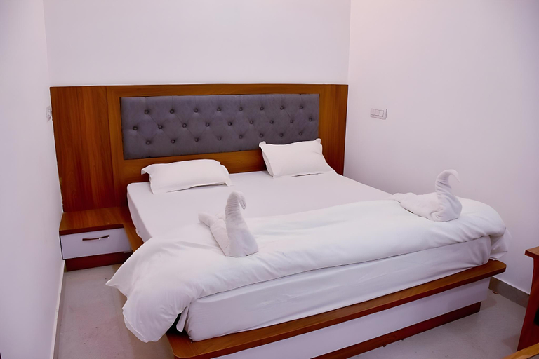 Others 2, Advent Hotel, Gautam Buddha Nagar