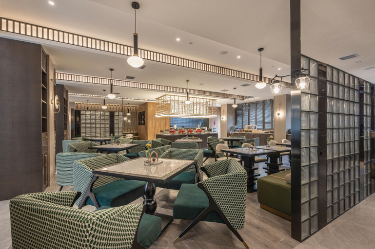 Food & Drinks 4, Atour Hotel Lanzhou Global Center Minzhu East Road, Lanzhou
