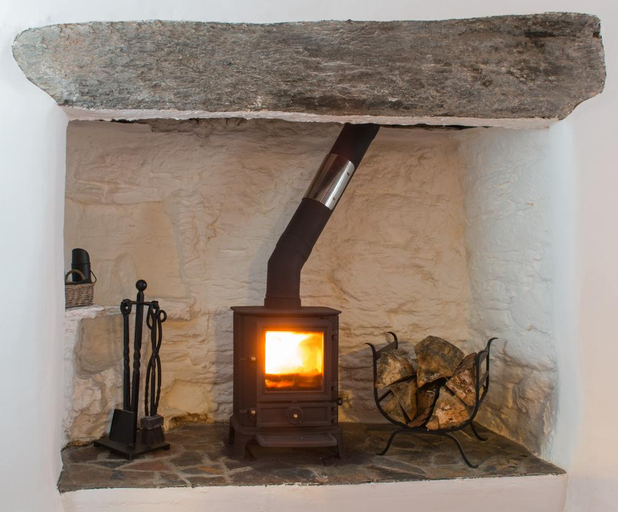 Others 4, Hope Thatch, Devon