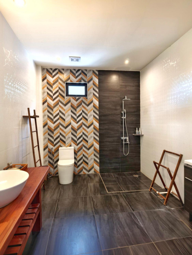 Bathroom 4, tana mysterious garden 精品度假村, Panglao