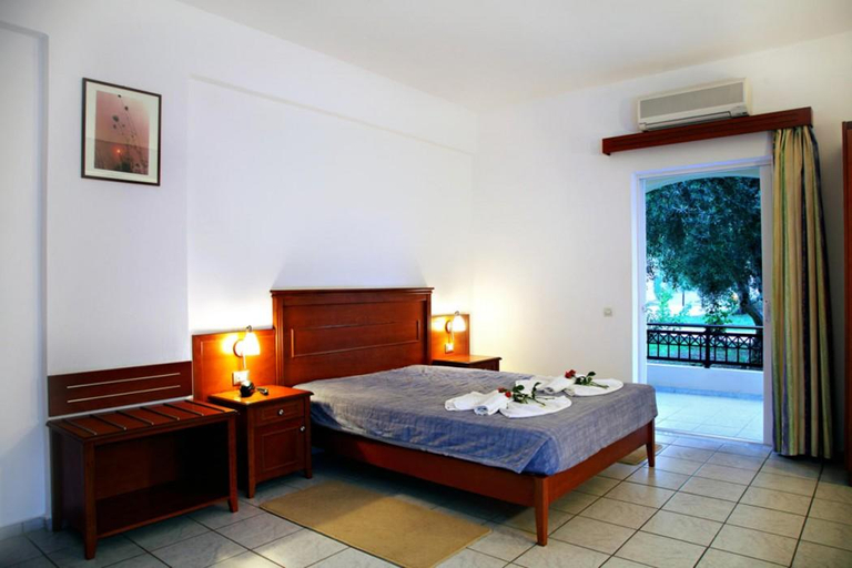 Bedroom, Vardis Olive Garden, Crete