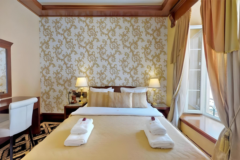 Bedroom 3, Historic Boutique Hotel Cattaro
