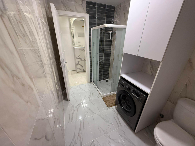 Bathroom 3, Luxury Selena Bay Apartment- Private Beach, Kite School 5 Pools, Al-Ghurdaqah