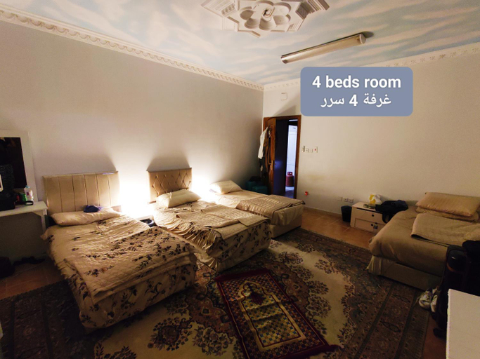 Bedroom 5, Fatih Hostel -bus stop nearby نزل فاتح -محطةالباص قريبة, Al Madinah Al Munawwarah