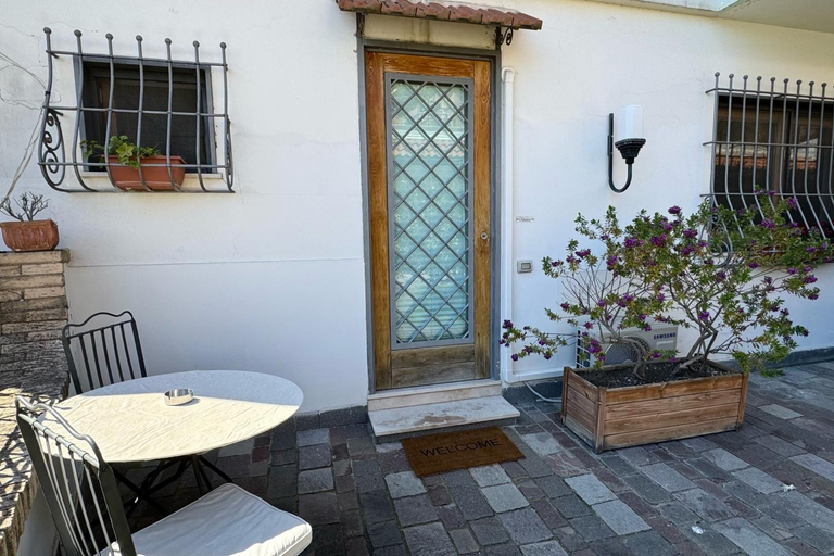 Others 4, Guestsuite Maison 80123, Napoli