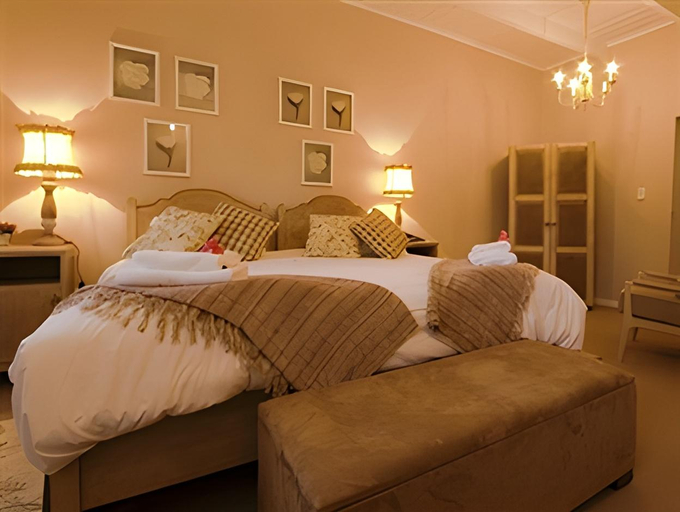Bedroom 2, Knorhoek Country Guesthouse, Cape Winelands