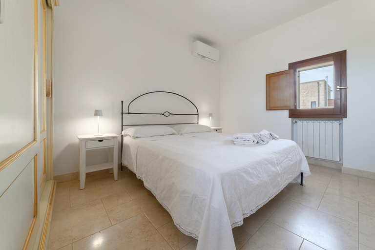 Bedroom 2, Masseria Galatea Agriturismo, Lecce