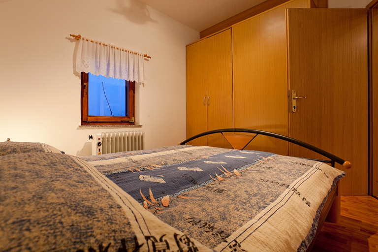 Bedroom 2, Vineyard cottage Brodaric, Metlika