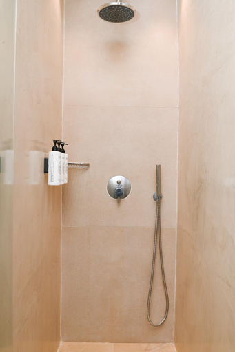 Bathroom 4, Saint Apostles, South Aegean