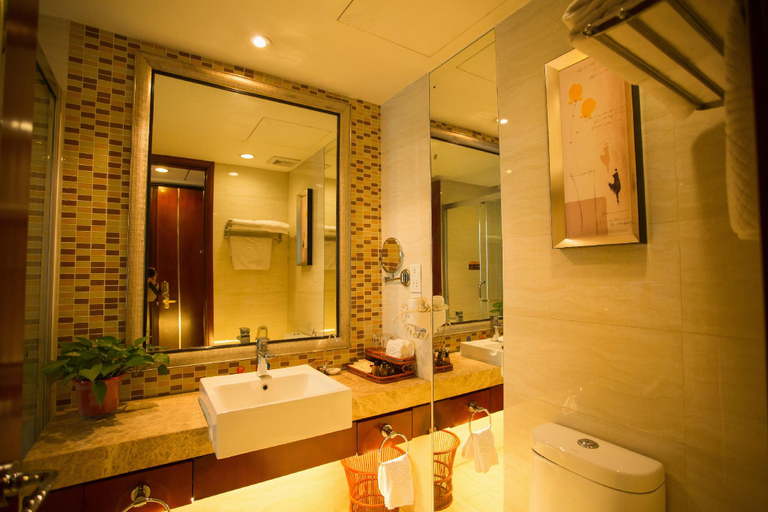 Bathroom 2, Shenghouyuan Hotel, Shuozhou