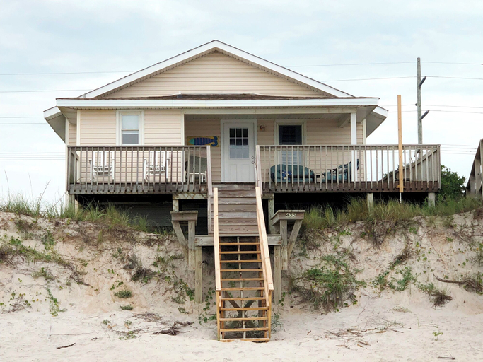 Exterior & Views 2, The Playhouse by Topsail Realty, Pender