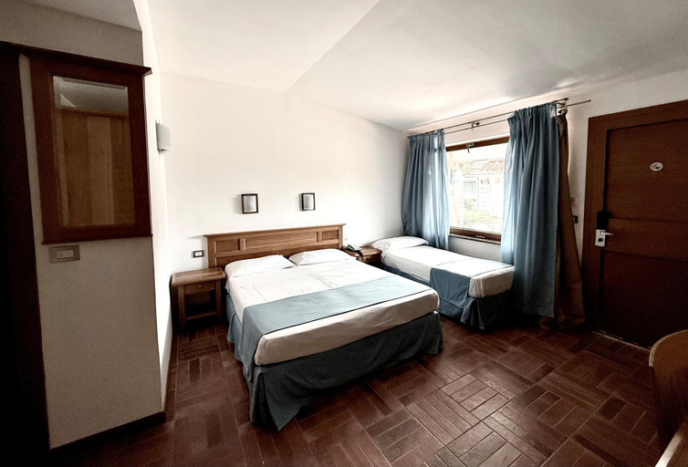 Others 4, Le Mandrelle Beach Resort, Cosenza