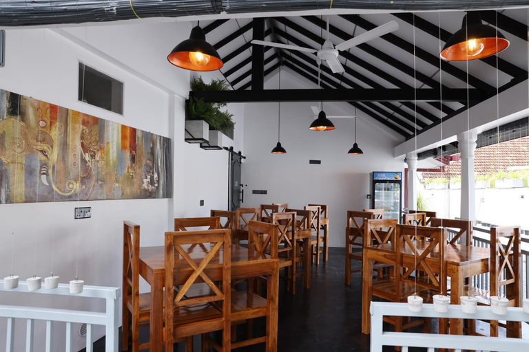 Food & Drinks 4, Neem Tree House, Trincomalee Town and Gravets