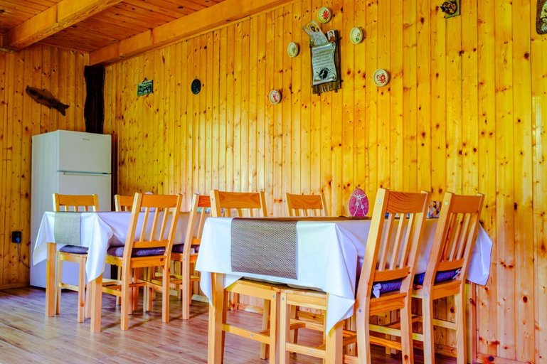 Food & Drinks 4, Casa Bunicii, Orastioara De Sus