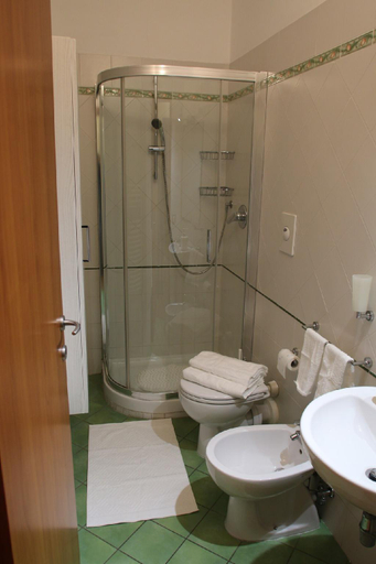 Bathroom 3, Dany holidays apartment vicino al centro storico, Florence