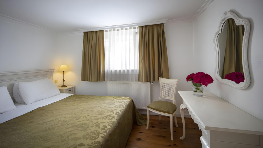 Bedroom 2, Hotel Sari Konak, Fatih