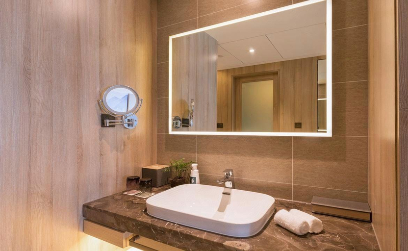 Bathroom 3, Atour Hotel Xi'an Gaoxin Jinye Road Branch                                                 , Xi'an