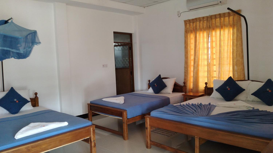 Bedroom 4, French Garden Resort, Trincomalee Town and Gravets