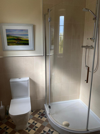 Others 3, No 4 suite, Dorset