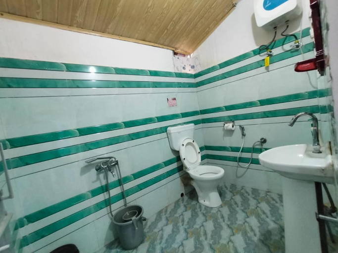Bathroom 3, Holidays homestay , Darjiling