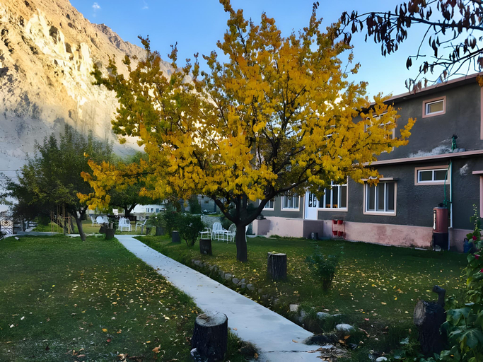 Others 3, Gulmit Tourist Inn, Northern Areas