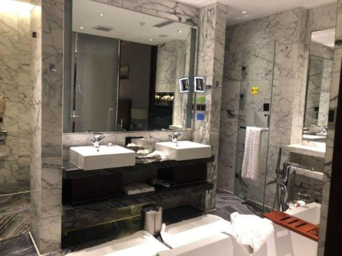 Bathroom, Zhongzhou International Hotel, Kaifeng