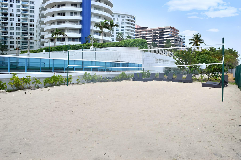 Exterior & Views 1, Seacoast Suites, Miami-Dade