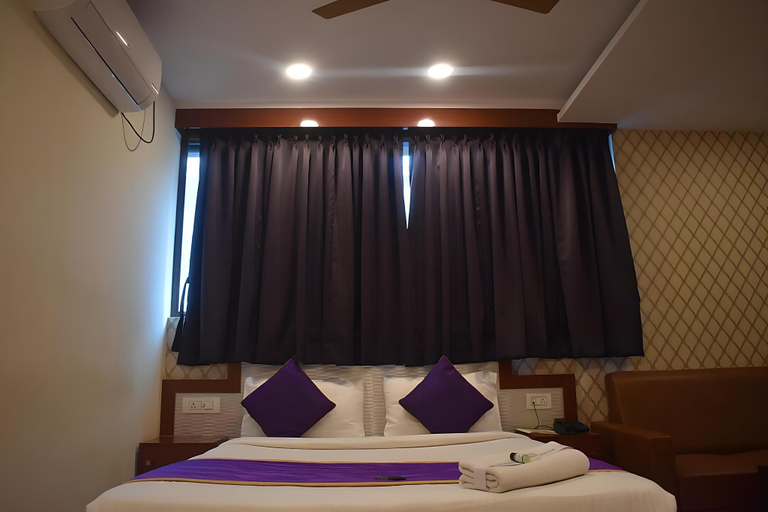 Bedroom 2, Hotel UR Comforts , Bangalore