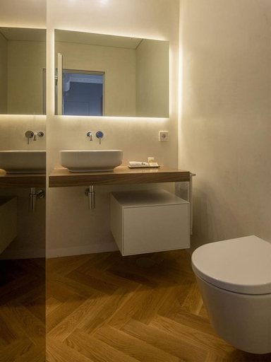 Bathroom 3, Domum 2, Porto
