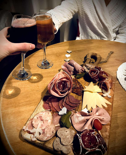 Food & Drinks