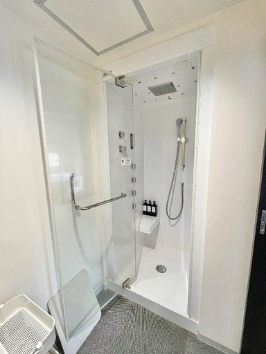 Bathroom 3, Book Tea Bed -IZUOSHIMA-, Unknown7