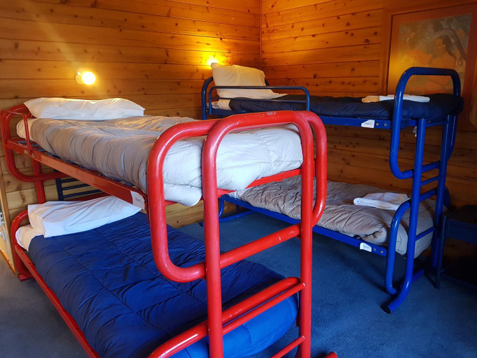 Bedroom 3, Pacific Harbour Backpackers, Thames-Coromandel