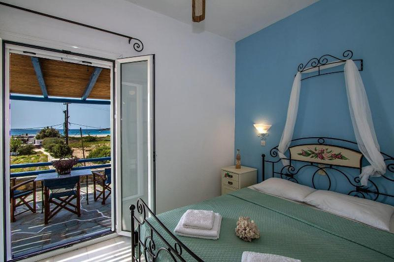 Bedroom 2, Dimitris Rooms, South Aegean