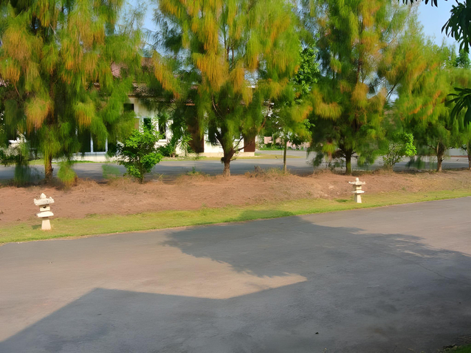 Others 3, Thararin Resort, Ban Phu