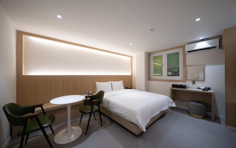 Bedroom 3, Changwon Palyongdong DEUMEU Hotel, Changwon