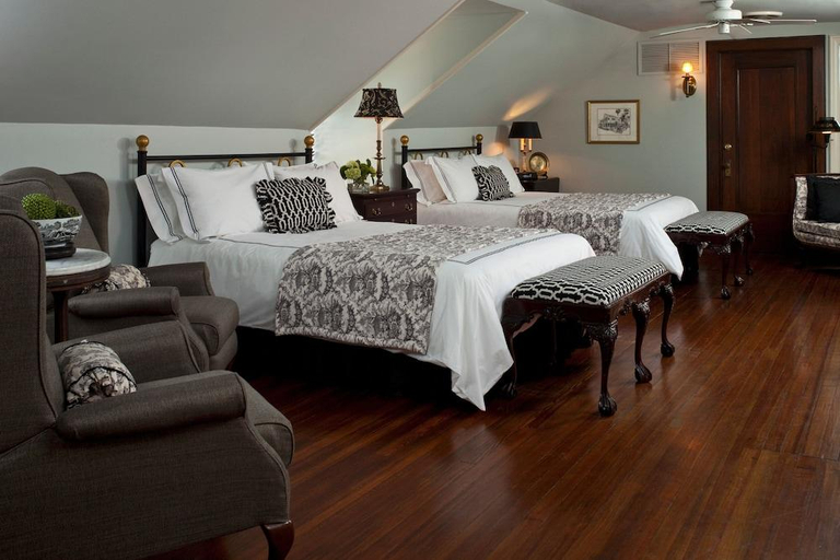 Bedroom, Fairview Inn, Hinds