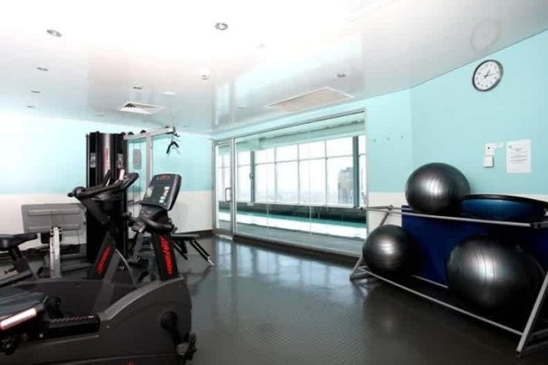Fitness center 4, lvl42 2B APT with Free Parking in CBD, Melbourne