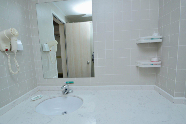 Bathroom 4, Jinjiang Inn Ma'anshan Hanshan Wnagmei Road, Chaohu