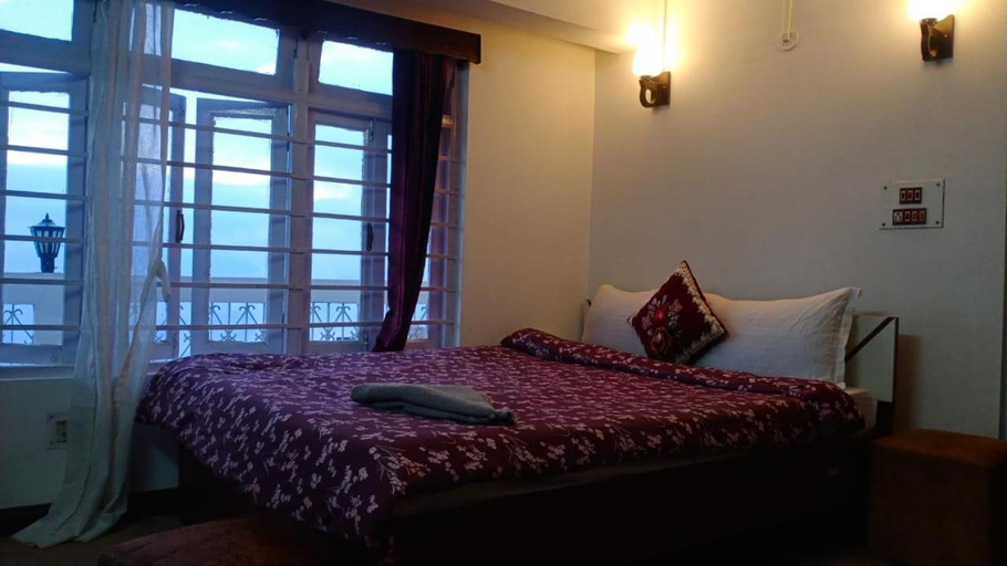 Bedroom 1, Alpine zen, Darjiling