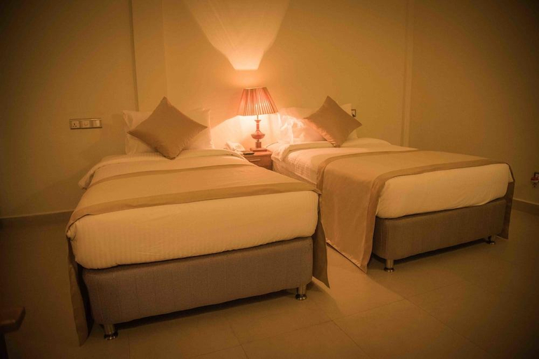 Bedroom 3, Sungreen Resort, Palugaswewa