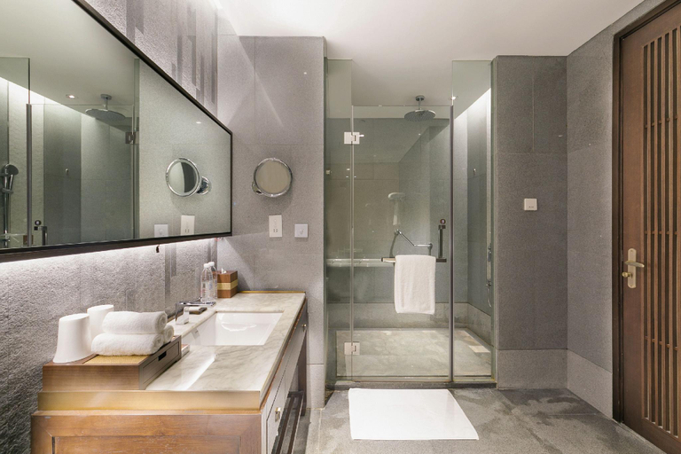 Bathroom 4, Qianhu Hotel, Ningbo